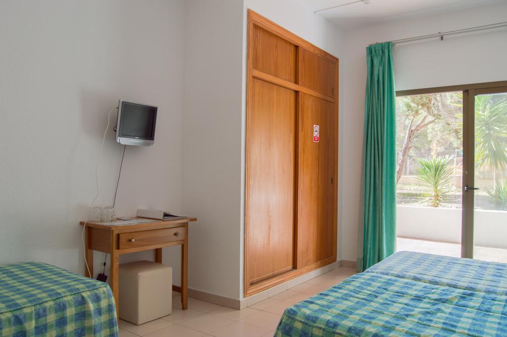 Hostal Rosales Es Pujols Rum bild