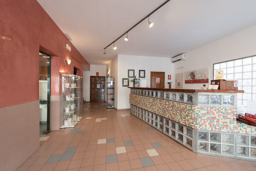 Hostal Rosales Es Pujols Exteriör bild